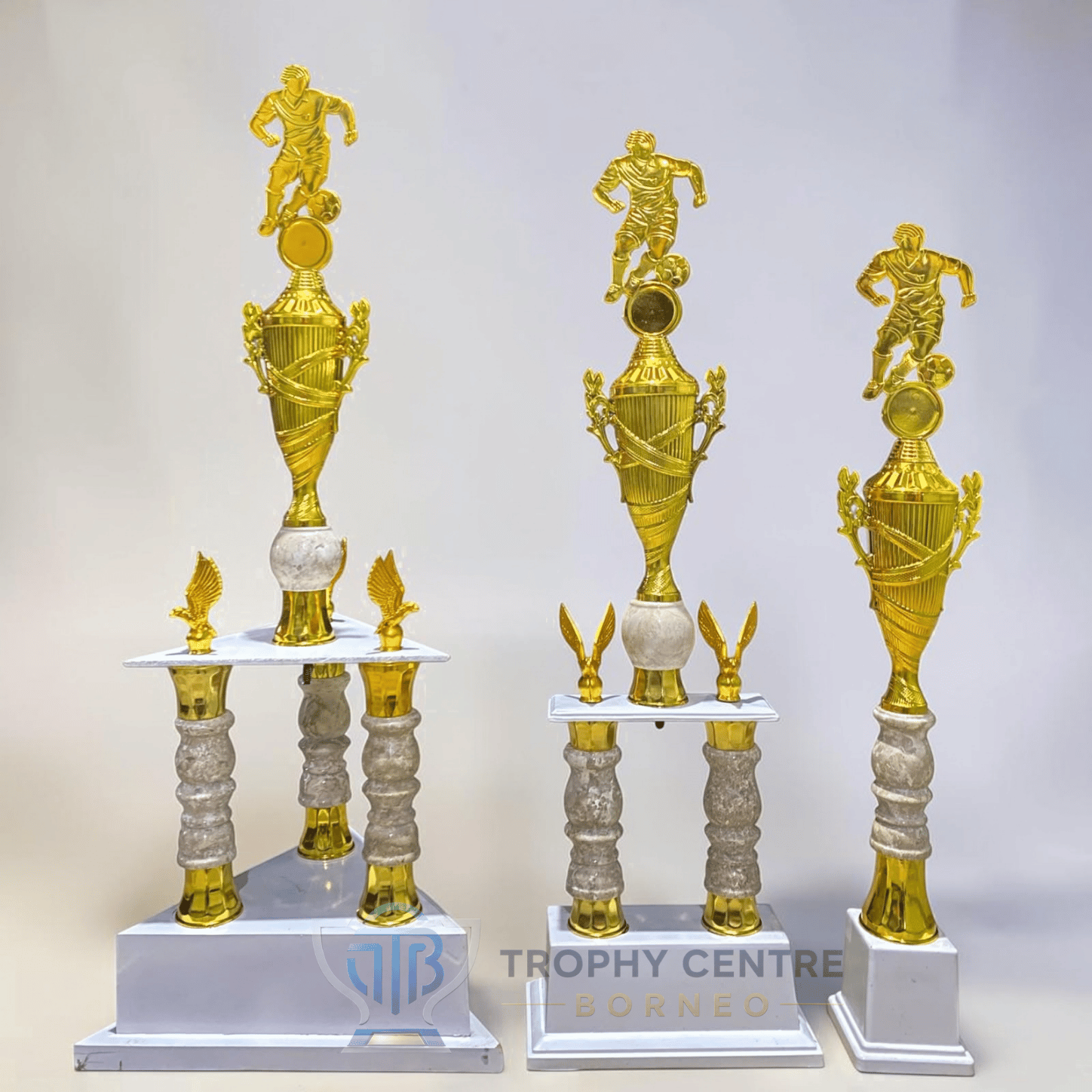Piala TCB-175